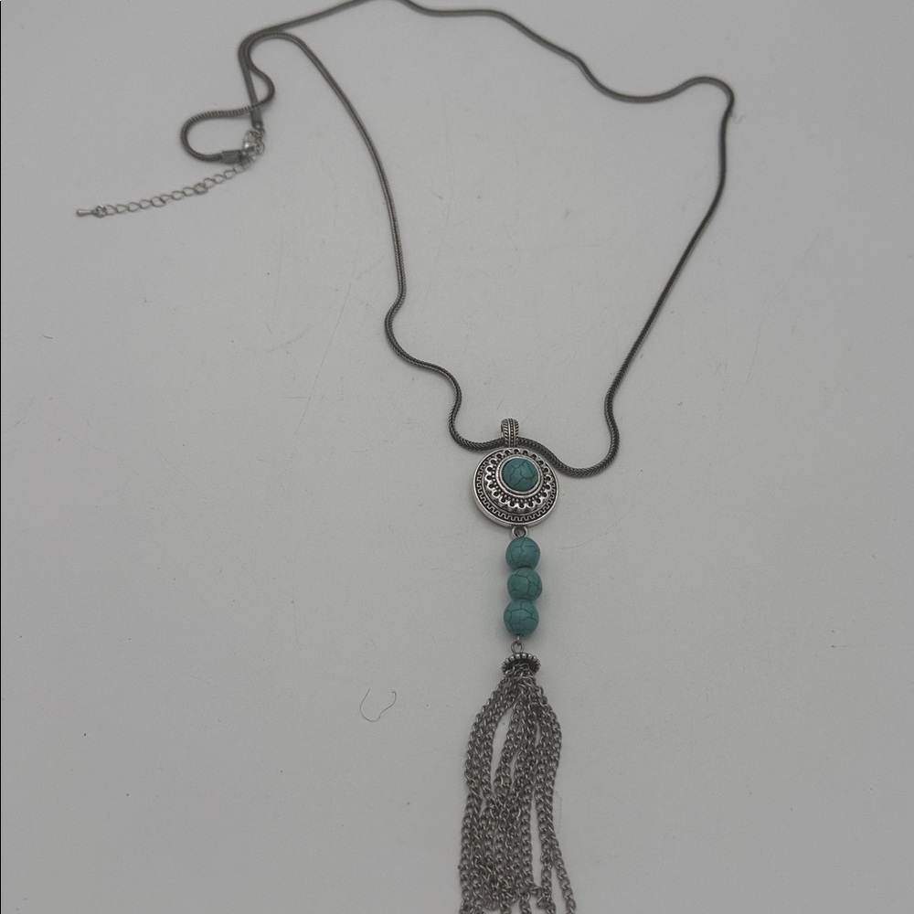 Women’s faux turquoise pendant w/ tassel silvertone necklace 21” western